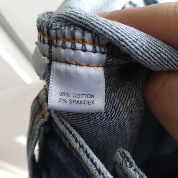 Ann Taylor Loft Cropped Front Zipper Pocket jeans, size 4 - Picture 6 of 7